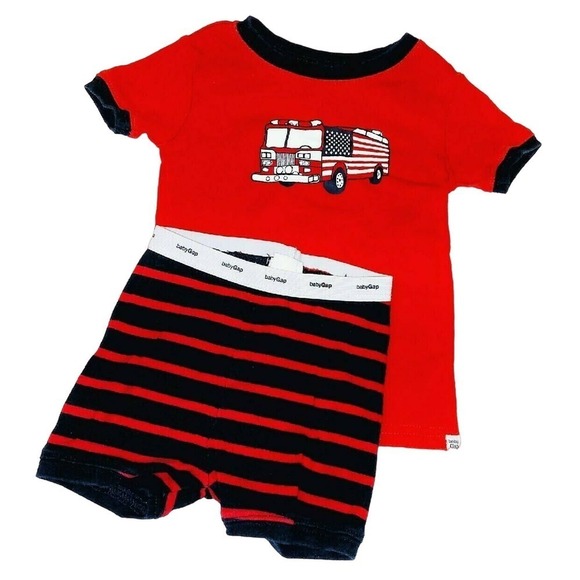 Gap 12-18 Months Firetruck Short Pajamas Red 12-18m - Picture 1 of 3